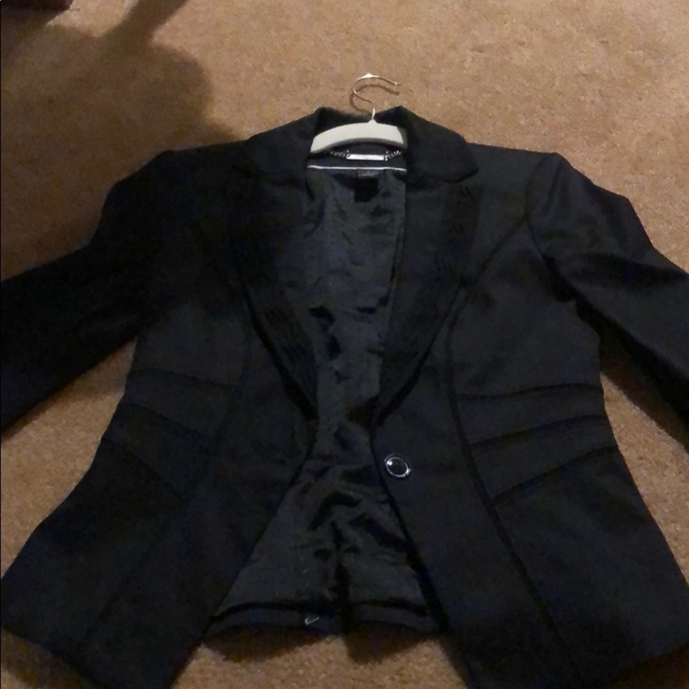 Black blazer brand White&black